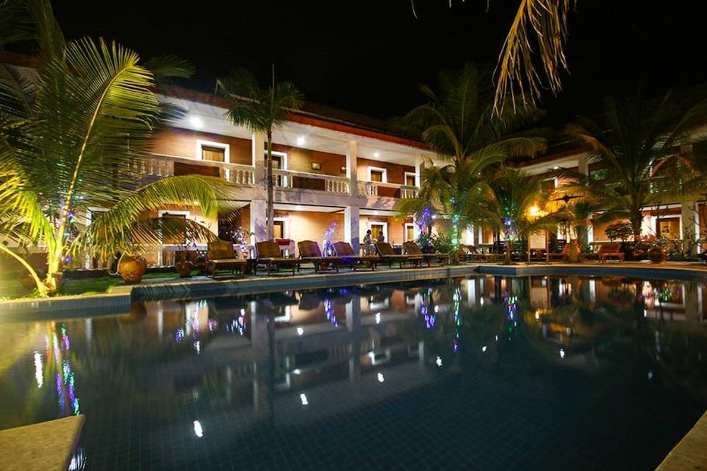 Arthawka Hotel New Bagan Exterior photo