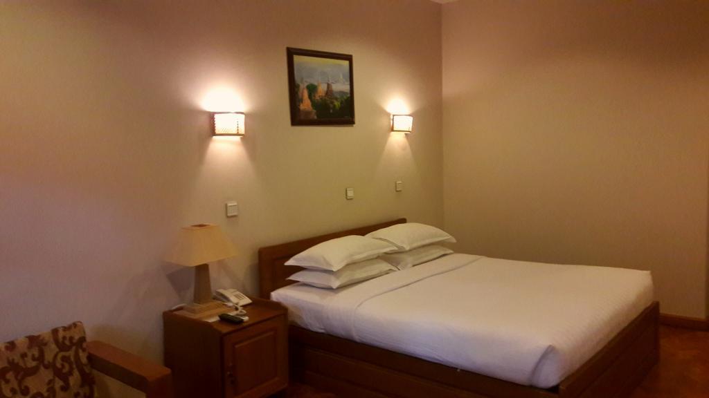 Arthawka Hotel New Bagan Exterior photo